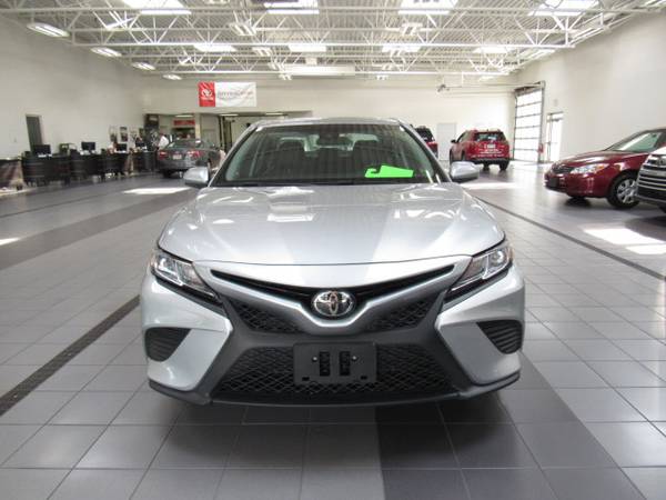2018 Toyota Camry SE for sale in Green Bay, WI – photo 5