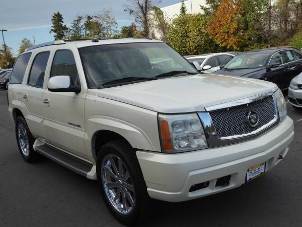2005 Cadillac Escalade Base AWD 4dr SUV - cars & trucks - by dealer... for sale in CHANTILLY, District Of Columbia – photo 3