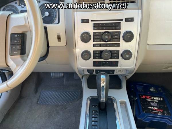 2008 Mercury Mariner Premier AWD 4dr SUV Call for Steve or Dean for sale in Murphysboro, IL – photo 10