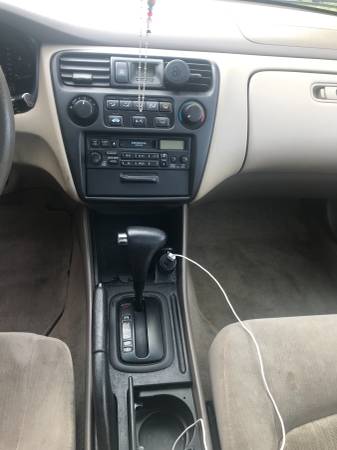 2000 Honda Accord For Sale for sale in Bowling Green , KY – photo 6