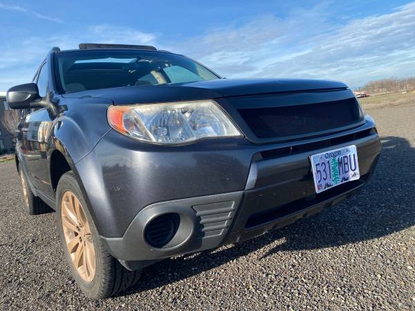 Blue 2013 Subaru Forester All Wheel Drive Sunroof Heated Seats obo for sale in Medford, OR – photo 8