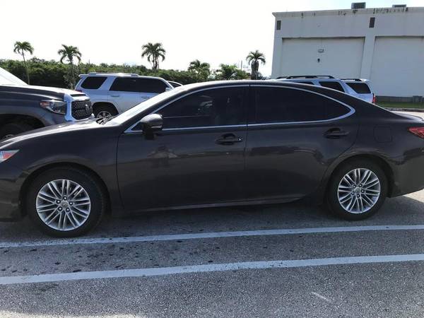 Lexus ES350 luxury sedan for sale in Other, Other – photo 4