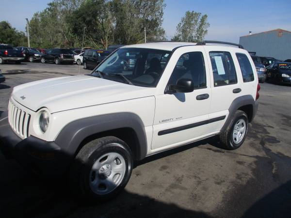 2003 Jeep Liberty 4x4 5 sp manual 139k mi !SALE! for sale in Angola, IN /trades welcome, IN