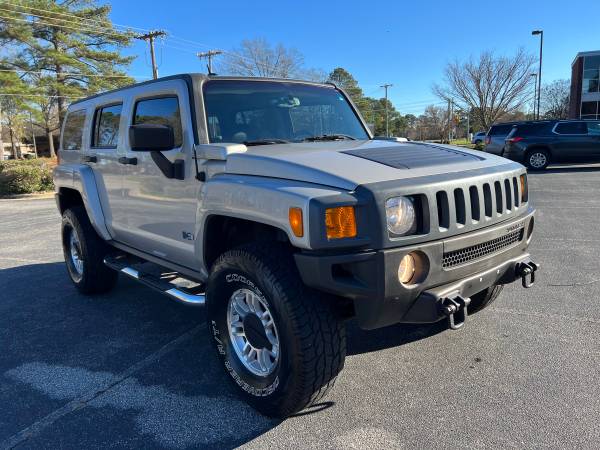 2006 Hummer H3 low miles - - by dealer - vehicle for sale in Walstonburg, NC – photo 4