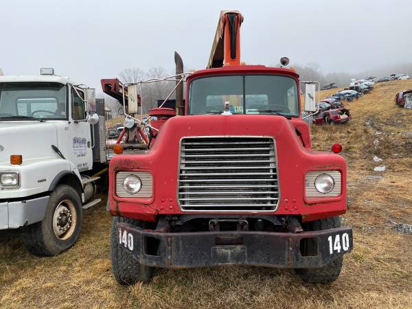 1996 MACK Boom Truck Flatbed DM600 EM7-300 11 9L for sale in Ruckersville, VA – photo 8