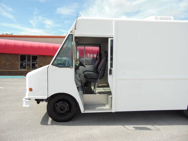 Chevrolet Utilimaster STEP VAN Box Food Bread Truck DIESEL STEP VAN for sale in south florida, FL – photo 15