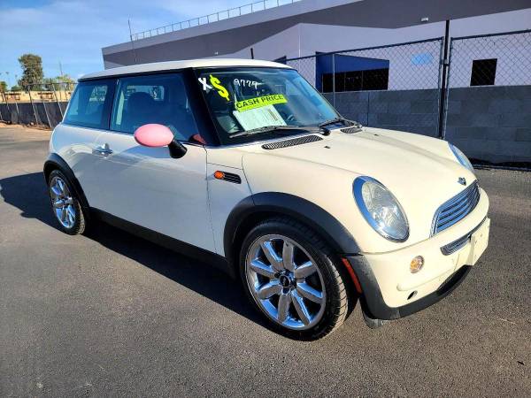 2004 MINI Cooper Hardtop 2dr Cpe FREE CARFAX ON EVERY VEHICLE - cars for sale in Glendale, AZ