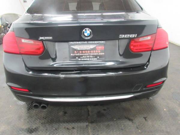 2013 BMW 3 Series 328i xDrive AWD 4dr Sedan - - by for sale in Fairfield, OH – photo 6