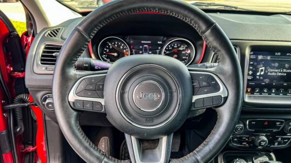 2018 Jeep Compass Trailhawk 4X4, BLUETOOTH, BACKUP CAMERA, PANORAMIC for sale in Norfolk, VA – photo 18