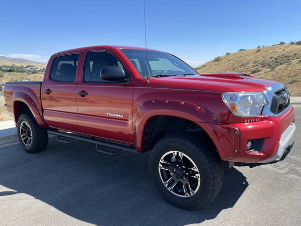 2014 Toyota Tacoma XSP PreRunner LOW MILES (34, 200 miles) - cars & for sale in Boise, ID – photo 3