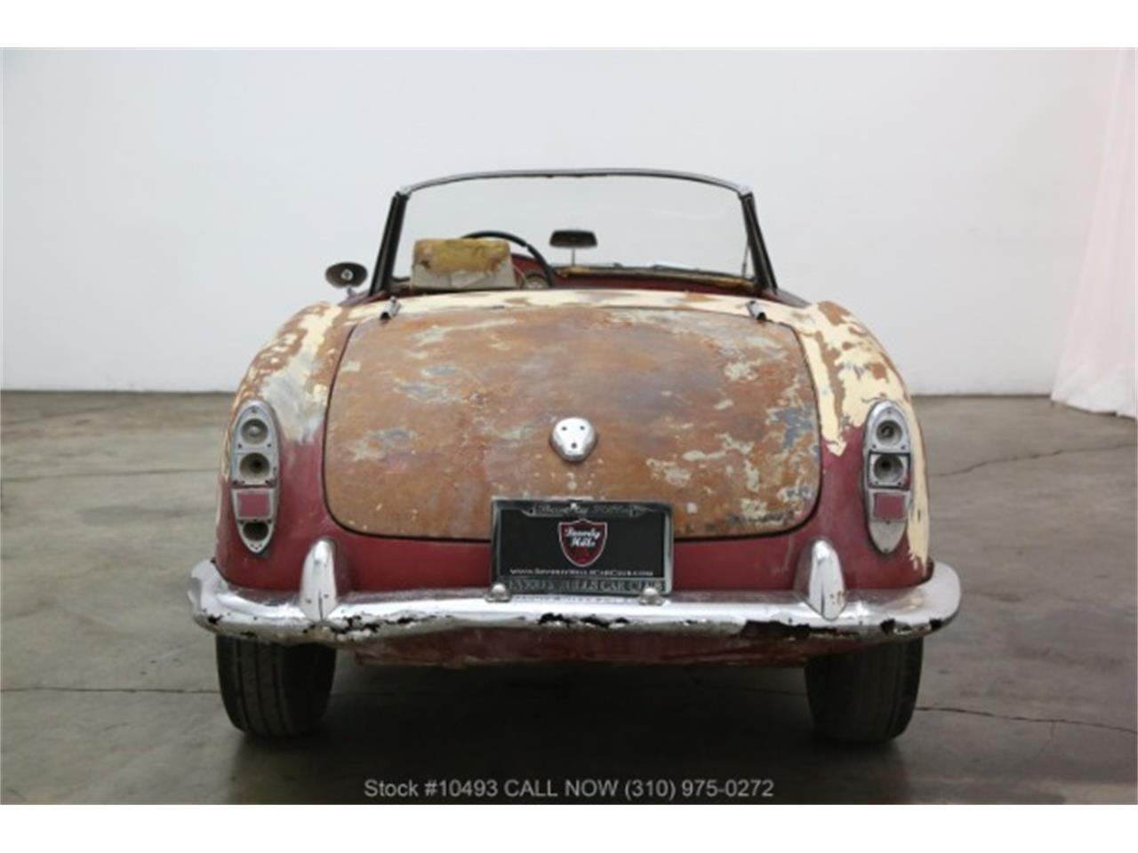 1963 Alfa Romeo Giulietta Spider for sale in Beverly Hills, CA – photo 5