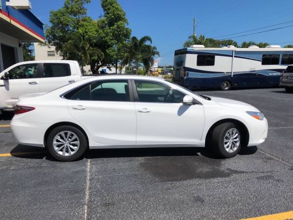 2017 Toyota Camry LE 6-Spd AT for sale in Stuart, FL – photo 6
