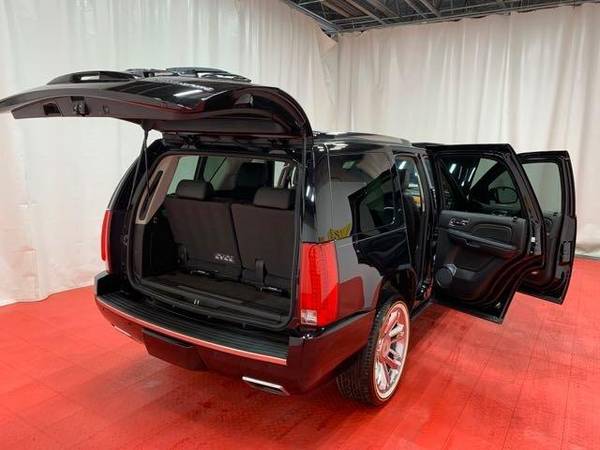 2013 Cadillac Escalade Platinum Edition AWD Platinum Edition 4dr SUV... for sale in Waldorf, District Of Columbia – photo 24