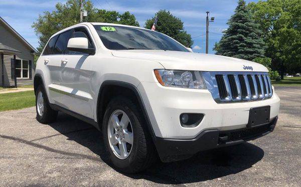 2012 Jeep Grand Cherokee Laredo 4x4 4dr SUV - EVERYONE IS APPROVED! for sale in Rockford, MI – photo 5