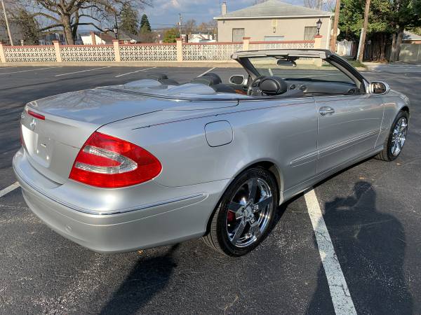 2005 MERCEDES-BENZ CLK320 - CABRIOLET - AUTO - 3.2L V6 - 77K MILES!... for sale in York, PA – photo 5