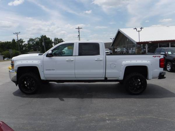 2018 Chevrolet Silverado 2500 HD Crew Cab 4WD LT Pickup 4D 6 1/2 ft Tr for sale in Harrisonville, MO – photo 5