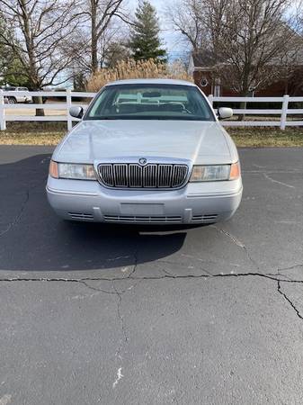 2002 Mercury Grand Marquis GS - - by dealer - vehicle for sale in Milford, OH – photo 3