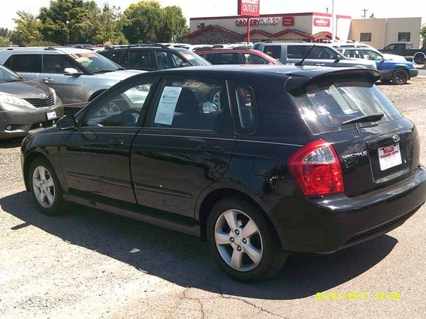 2008 Kia Spectra Spectra5 SX 4dr Wagon (2L I4 4A) for sale in Redmond, OR – photo 2