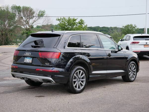 2018 Audi Q7 Prestige - - by dealer - vehicle for sale in Inver Grove Heights, MN – photo 8