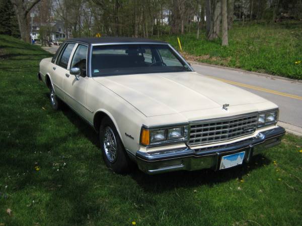 Chevy Caprice Classic 1984 for sale in Lombard, IL – photo 7