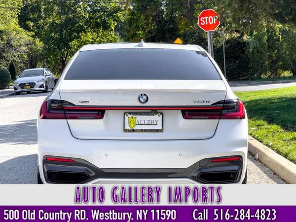 2020 BMW 750i xDrive Sedan - - by dealer - vehicle for sale in Westbury , NY – photo 13