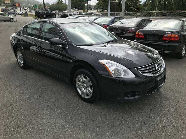 2012 Nissan Altima 2.5s *Low Miles*Well Kept* - cars & trucks - by... for sale in Renton, WA – photo 3
