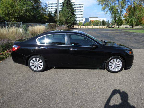 2015 Honda Accord Sedan 4dr I4 CVT EX - Call or TEXT! Financing... for sale in Maplewood, MN – photo 2