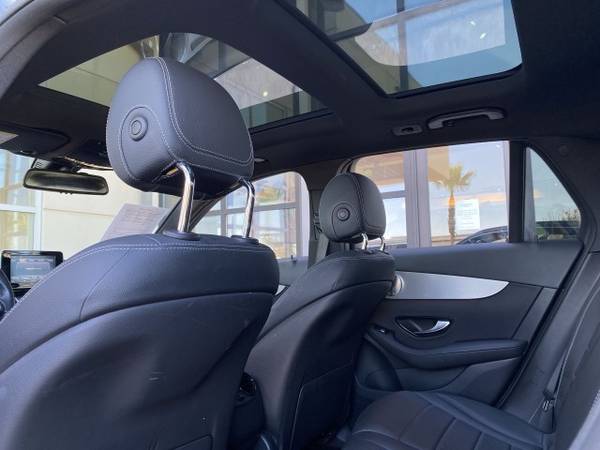 2019 Mercedes-Benz GLC GLC 300 - - by dealer - vehicle for sale in San Juan, TX – photo 13