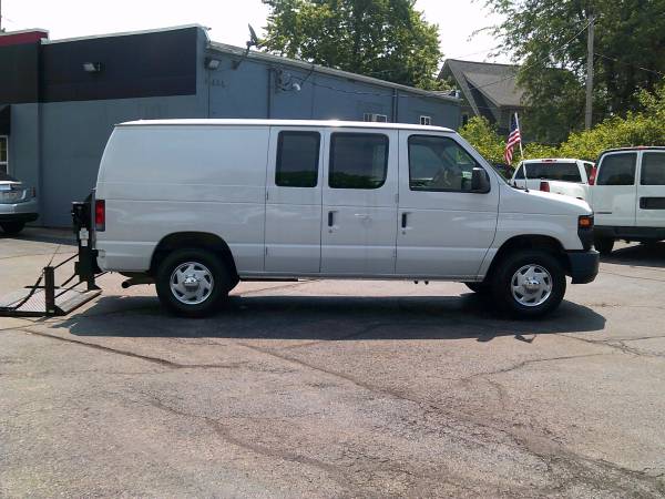2012 Ford E350 Cargo Work Van with Tommy Lift Gate for sale in TROY, OH – photo 4