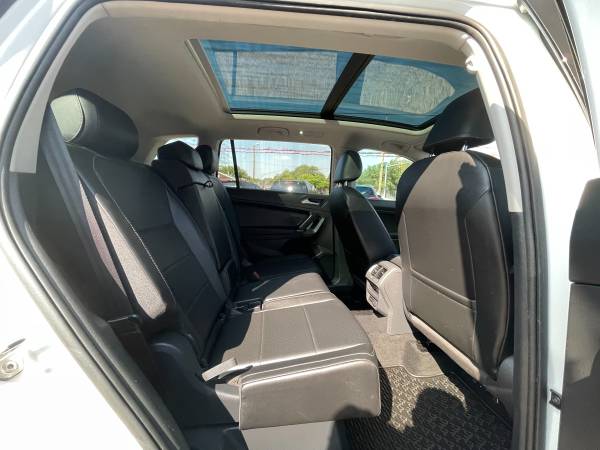 2018 VOLKSWAGEN TIGUAN 1 OWNER 44K MILES - - by for sale in Amarillo, TX – photo 9