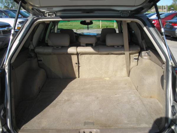 NICE 2003 SUBARU OUTBACK LL BEAN, 2 OWNER, ACCIDENT FREE, SMOKE FREE, for sale in Brookline Township, MO – photo 9