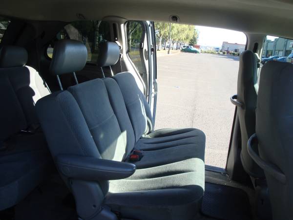 2005 DODGE CARAVAN SHORTY MINI VAN V6 AUTO AC 3/SEATS 176K MILES !!! for sale in LONGVIEW WA 98632, OR – photo 12