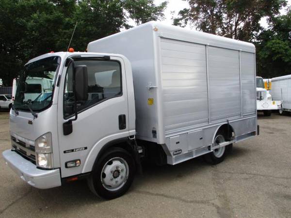 2011 Isuzu NRR 12 BEVERAGE BODY ** SIDE DOOR TRUCK ** - cars &... for sale in south amboy, MA – photo 3