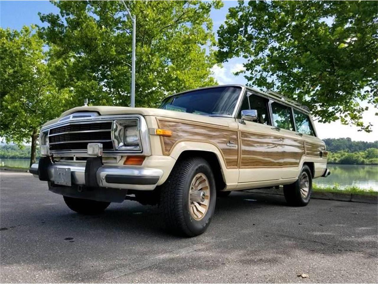 1986 Jeep Grand Wagoneer for sale in Long Island, NY – photo 16