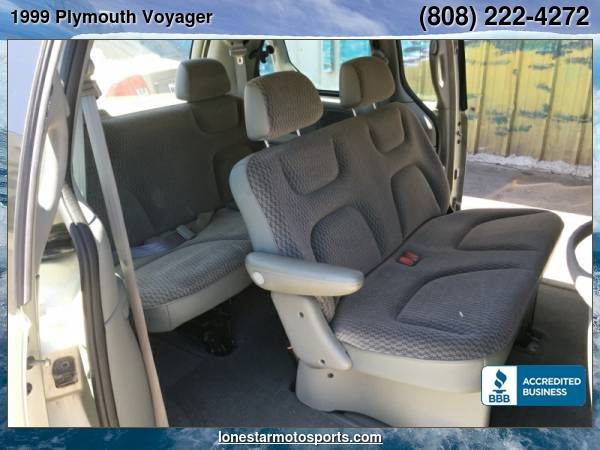 1999 Plymouth Voyager 3dr Base 113 WB - cars & trucks - by dealer -... for sale in Wahiawa, HI – photo 4