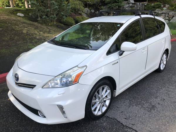 2012 Toyota Prius V Pkg 5 --Navi, Leather, 1owner, Clean title-- for sale in Kirkland, WA