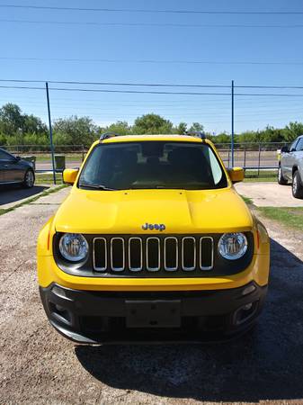 2015 JEEP RENEGADE BEAUTIFUL ONLY 40K MILES for sale in McAllen, TX