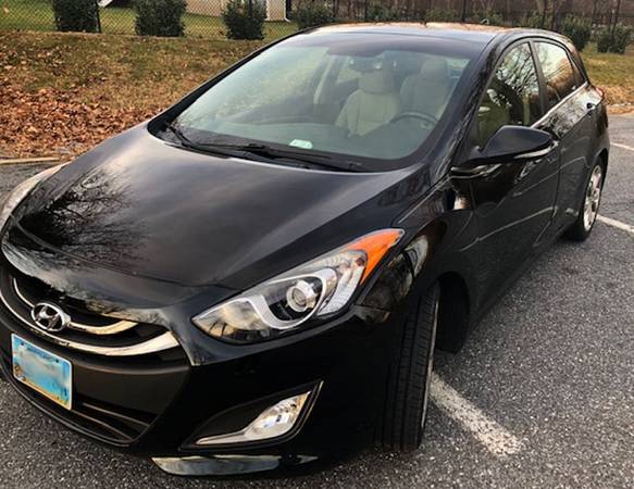 2014 Hyundai Elantra HB GT Tech Pkg All Options Low Miles - cars & for sale in Gaithersburg, District Of Columbia – photo 3