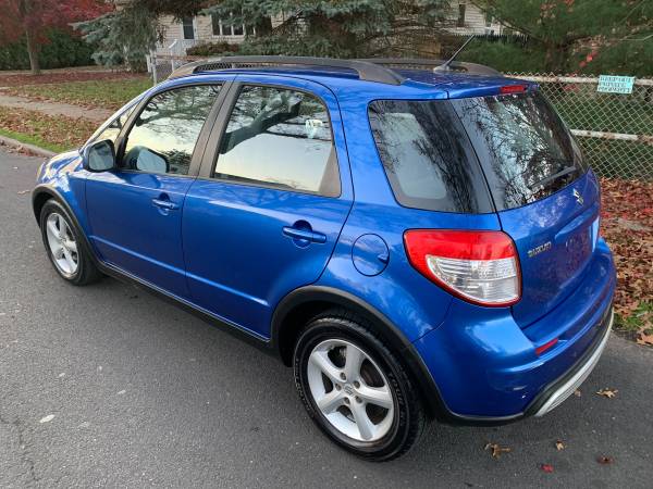 2007 SUZUKI SX4 AWD, 2.0L, ONLY 1 OWNER, CLEAN CARFAX - RUNS GREAT -... for sale in Bridgeport, CT – photo 2