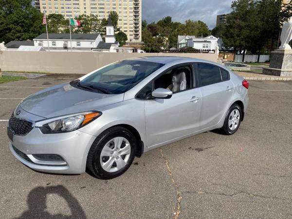 2014 Kia Forte 4dr Sdn Auto LX -EASY FINANCING AVAILABLE - cars &... for sale in Bridgeport, CT – photo 7