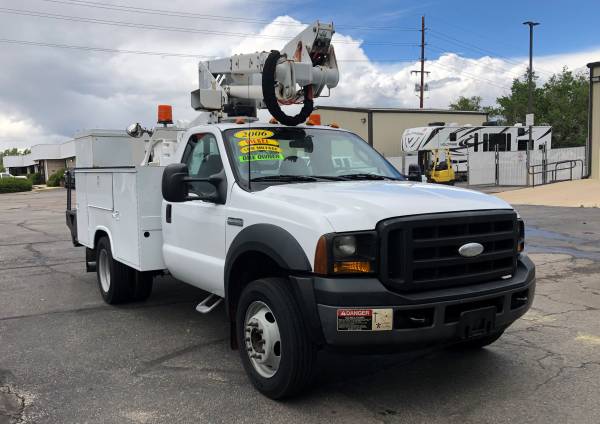 2006 Ford F450 SD Bucket Boom Truck for sale in Sheridan, TX