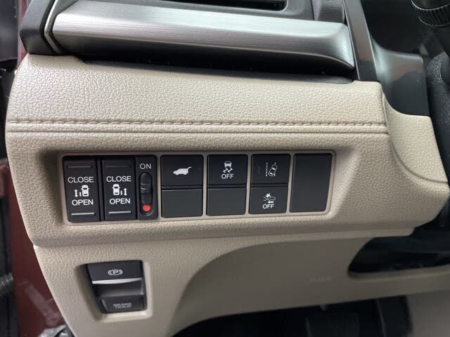 2020 Honda Odyssey EX-L FWD with RES for sale in Onalaska, WI – photo 7