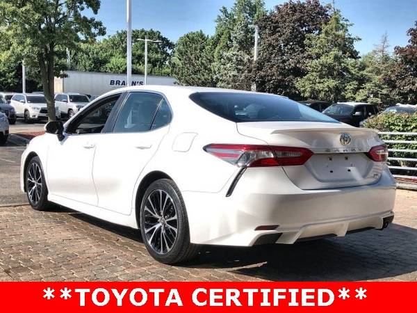 2018 Toyota Camry SE for sale in Westmont, IL – photo 6