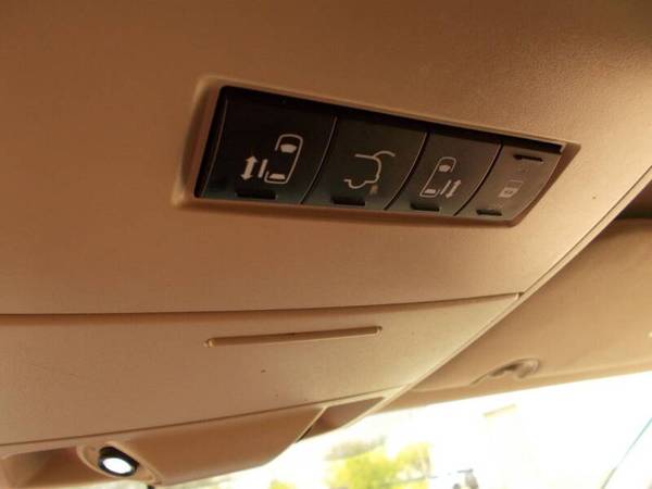 2014 CHRYSLER TOWN COUNTRY LEATHER DVD CAMERA WARRANT LQQK for sale in New Lebanon, OH – photo 20
