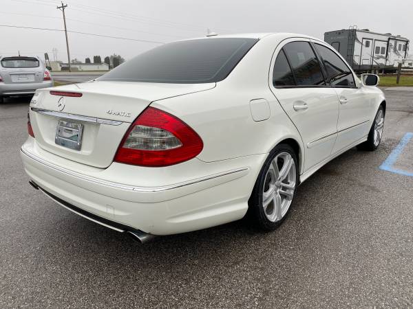 2009 Mercedes Benz E350 4 Matic Moon Roof Navigation Leather 193k for sale in Auburn, IN – photo 9