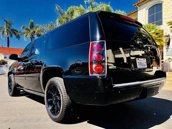2011 GMC Yukon XL Denali * BLACKED OUT * BACK UP CAMERA * 2 TVS * AWD for sale in Vista, CA – photo 4