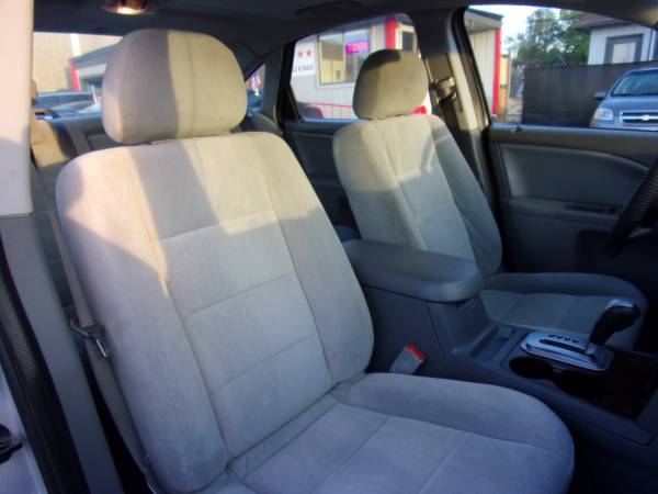 2005 Ford Five-Hundred SEL 4D Sedan 30 Days Free Warranty! for sale in Marysville, CA – photo 17