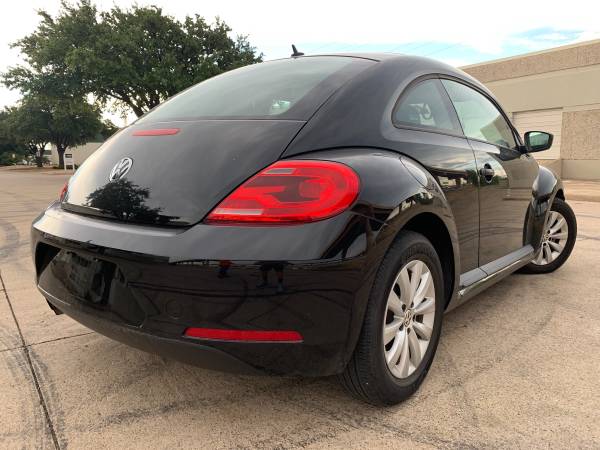2014 VOLKSWAGEN BEETLE 1.8T, 1-OWNER! IMMACULATE CONDITION!CLEAN TITLE for sale in Dallas, TX – photo 4
