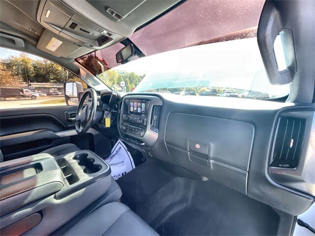 2017 Chevrolet Silverado 3500HD LT Crew Cab 4WD for sale in Other, VT – photo 21