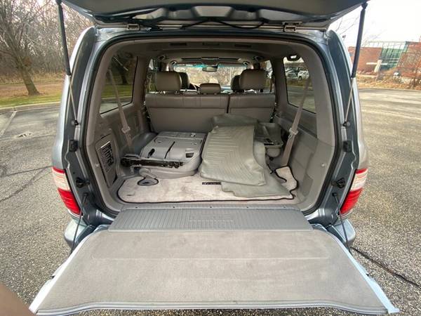 2004 Lexus LX 470: 4 Wheel Drive 3rd Row Seating SUNROOF for sale in Madison, WI – photo 18